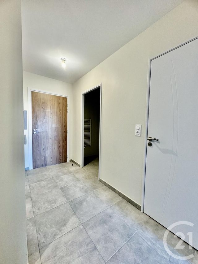 Appartement T3 à louer - 3 pièces - 68.95 m2 - OLEMPS - 12 - MIDI-PYRENEES - Century 21 Foch Immobilier