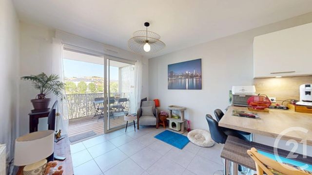 Appartement T2 à vendre - 2 pièces - 36.49 m2 - ONET LE CHATEAU - 12 - MIDI-PYRENEES - Century 21 Foch Immobilier
