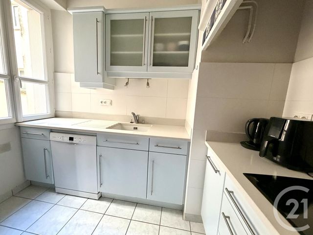 Appartement T3 à louer - 3 pièces - 63.59 m2 - RODEZ - 12 - MIDI-PYRENEES - Century 21 Foch Immobilier