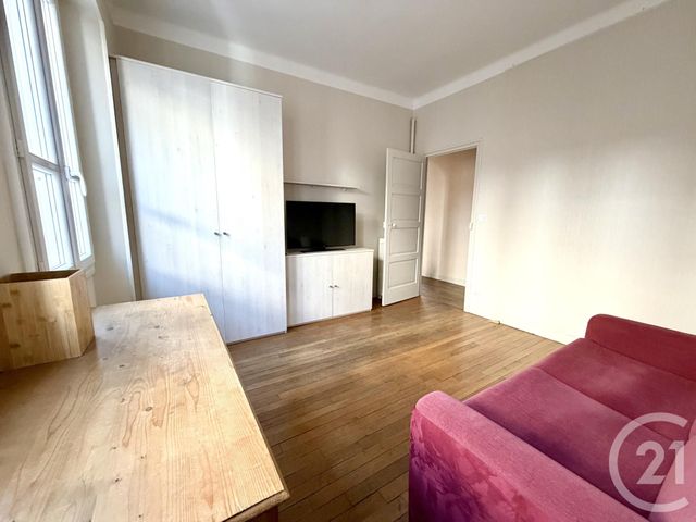 Appartement T3 à louer - 3 pièces - 63.59 m2 - RODEZ - 12 - MIDI-PYRENEES - Century 21 Foch Immobilier