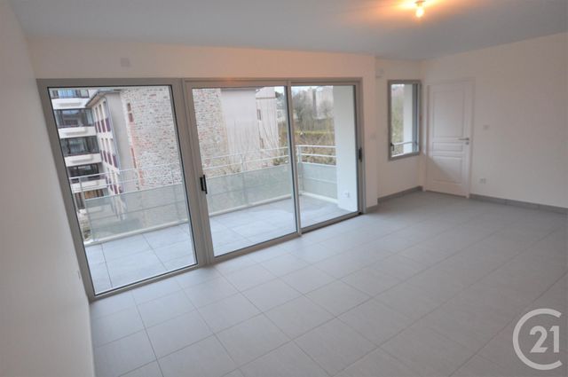 Appartement T2 à louer - 2 pièces - 48.65 m2 - RODEZ - 12 - MIDI-PYRENEES - Century 21 Foch Immobilier