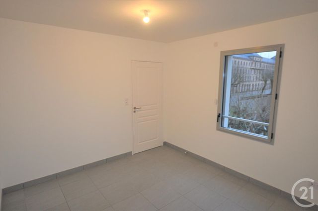 Appartement T2 à louer - 2 pièces - 48.65 m2 - RODEZ - 12 - MIDI-PYRENEES - Century 21 Foch Immobilier