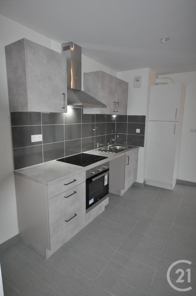 Appartement T2 à louer - 2 pièces - 48.65 m2 - RODEZ - 12 - MIDI-PYRENEES - Century 21 Foch Immobilier