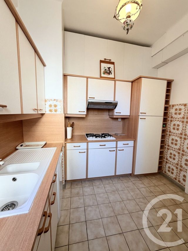 Appartement T3 à vendre - 3 pièces - 63.55 m2 - RODEZ - 12 - MIDI-PYRENEES - Century 21 Foch Immobilier