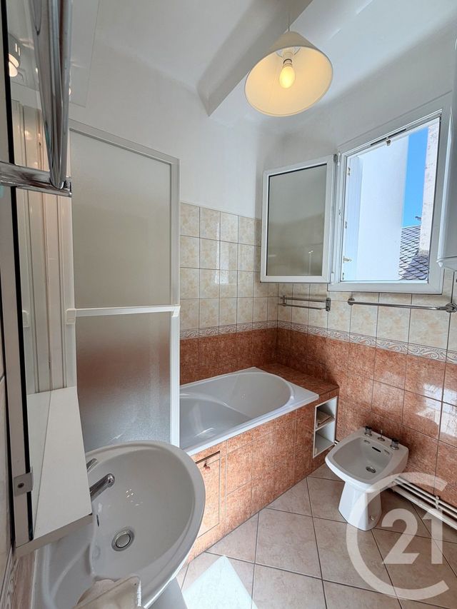 Appartement T3 à vendre - 3 pièces - 63.55 m2 - RODEZ - 12 - MIDI-PYRENEES - Century 21 Foch Immobilier