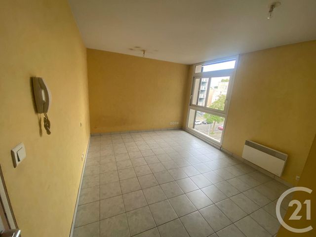 Appartement Studio à louer - 1 pièce - 21.55 m2 - RODEZ - 12 - MIDI-PYRENEES - Century 21 Foch Immobilier