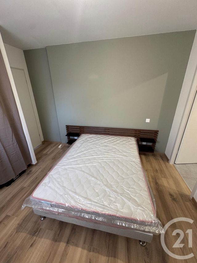 Appartement F2 à louer - 2 pièces - 42.43 m2 - LUC LA PRIMAUBE - 12 - MIDI-PYRENEES - Century 21 Foch Immobilier