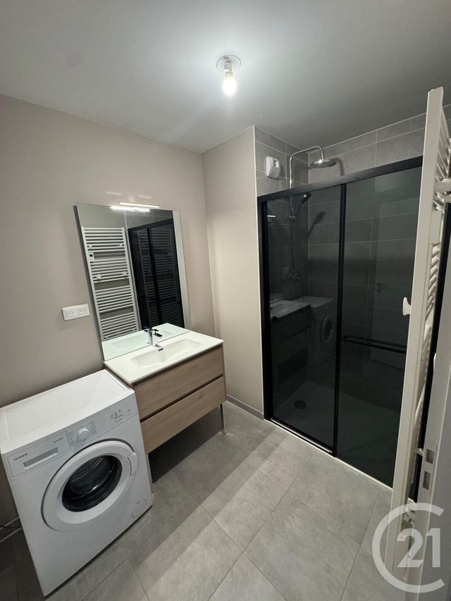 Appartement F2 à louer - 2 pièces - 42.43 m2 - LUC LA PRIMAUBE - 12 - MIDI-PYRENEES - Century 21 Foch Immobilier