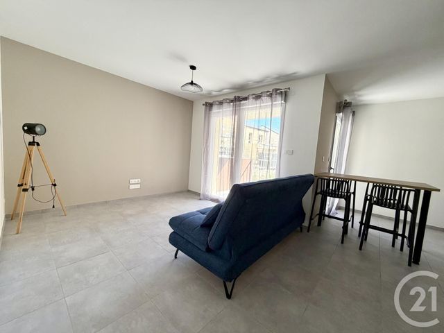 Appartement F2 à louer - 2 pièces - 42.43 m2 - LUC LA PRIMAUBE - 12 - MIDI-PYRENEES - Century 21 Foch Immobilier