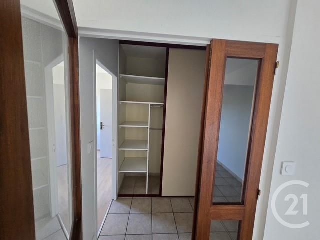 Appartement F2 à louer - 2 pièces - 39.15 m2 - BOZOULS - 12 - MIDI-PYRENEES - Century 21 Foch Immobilier