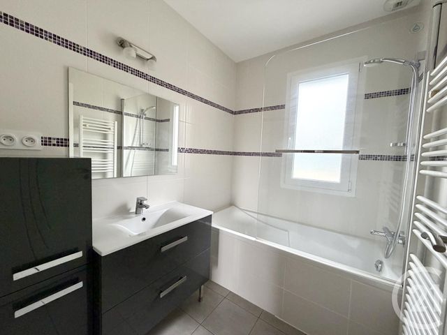 maison à louer - 4 pièces - 133.0 m2 - CALMONT - 12 - MIDI-PYRENEES - Century 21 Foch Immobilier