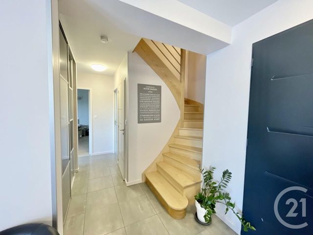 maison à louer - 4 pièces - 133.0 m2 - CALMONT - 12 - MIDI-PYRENEES - Century 21 Foch Immobilier