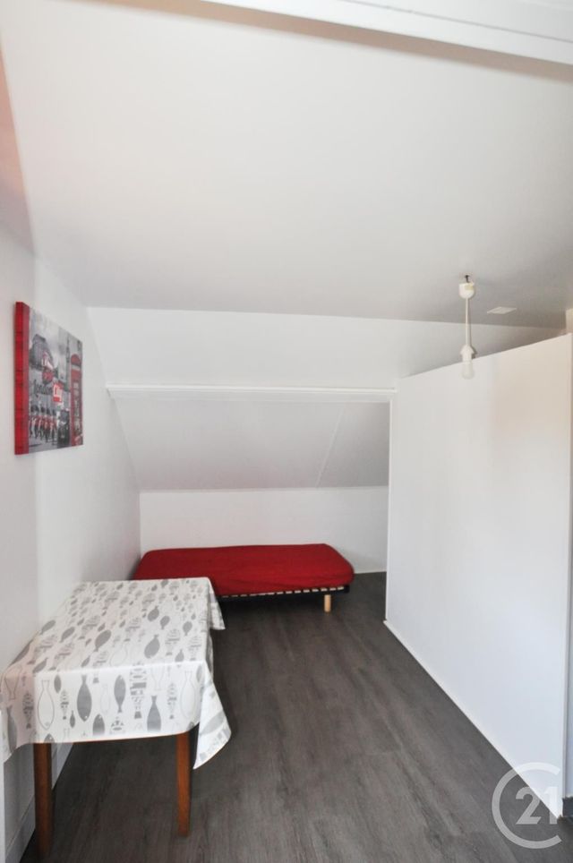 Appartement Studio à louer - 2 pièces - 21.64 m2 - RODEZ - 12 - MIDI-PYRENEES - Century 21 Foch Immobilier