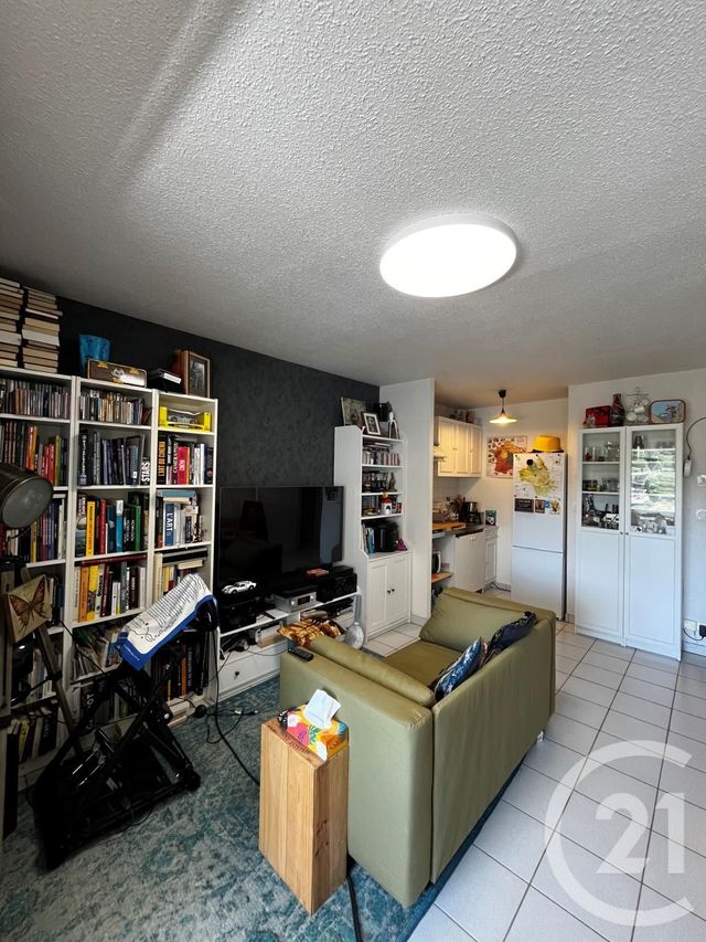 Appartement T2 à louer - 2 pièces - 37.17 m2 - RODEZ - 12 - MIDI-PYRENEES - Century 21 Foch Immobilier