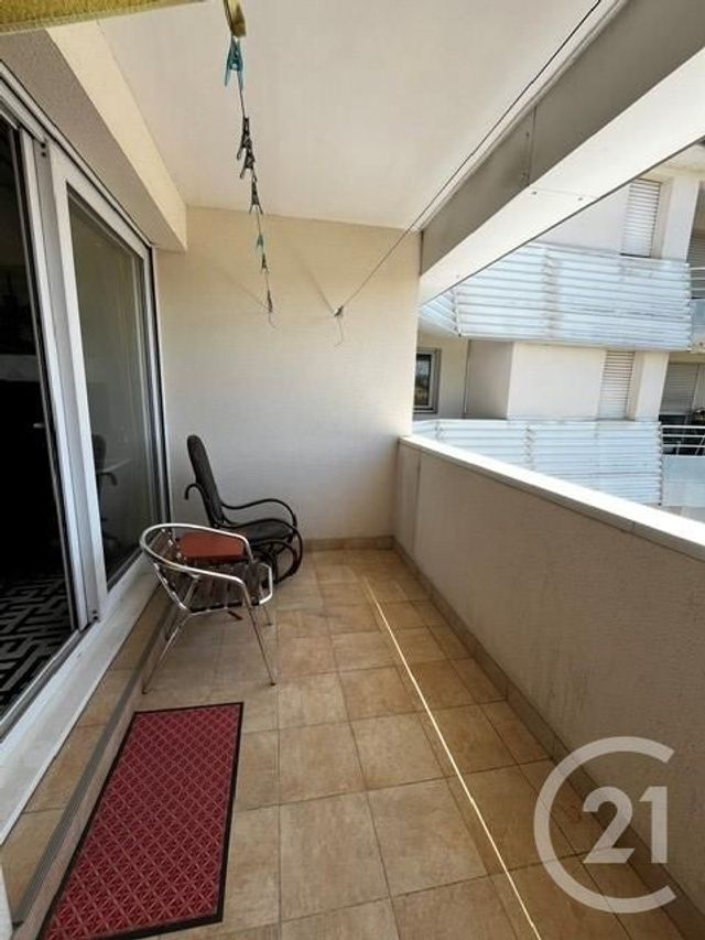 Appartement T2 à louer - 2 pièces - 37.17 m2 - RODEZ - 12 - MIDI-PYRENEES - Century 21 Foch Immobilier