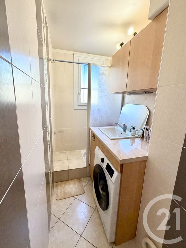 Appartement T3 à vendre - 3 pièces - 58.83 m2 - RODEZ - 12 - MIDI-PYRENEES - Century 21 Foch Immobilier