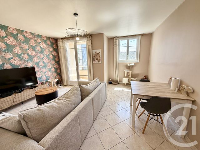 Appartement T3 à vendre - 3 pièces - 58.83 m2 - RODEZ - 12 - MIDI-PYRENEES - Century 21 Foch Immobilier