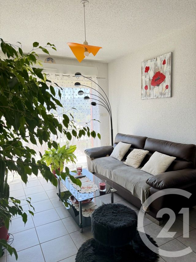 Appartement T2 à vendre - 2 pièces - 48.87 m2 - ST CHRISTOPHE VALLON - 12 - MIDI-PYRENEES - Century 21 Foch Immobilier