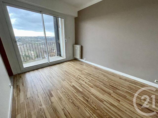 Appartement F2 à louer - 2 pièces - 38.0 m2 - RODEZ - 12 - MIDI-PYRENEES - Century 21 Foch Immobilier