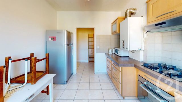 Appartement T4 à vendre - 4 pièces - 80.67 m2 - RODEZ - 12 - MIDI-PYRENEES - Century 21 Foch Immobilier