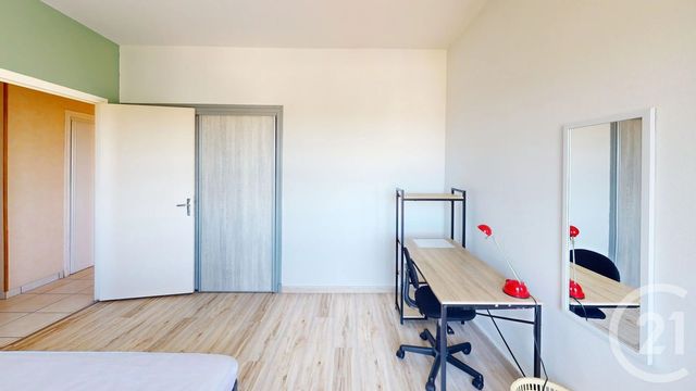 Appartement T4 à vendre - 4 pièces - 80.67 m2 - RODEZ - 12 - MIDI-PYRENEES - Century 21 Foch Immobilier