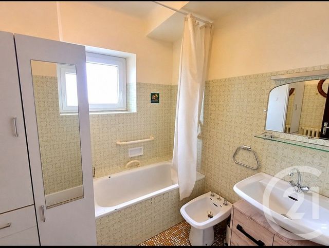 Appartement T3 à vendre - 3 pièces - 81.68 m2 - RODEZ - 12 - MIDI-PYRENEES - Century 21 Foch Immobilier