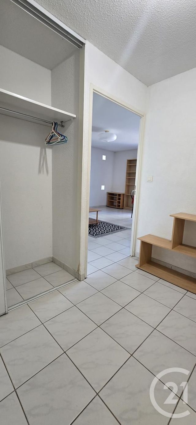 Appartement F3 à louer - 3 pièces - 67.0 m2 - RODEZ - 12 - MIDI-PYRENEES - Century 21 Foch Immobilier