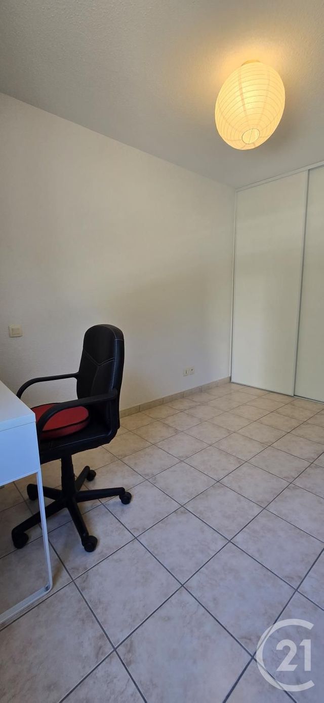 Appartement F3 à louer - 3 pièces - 67.0 m2 - RODEZ - 12 - MIDI-PYRENEES - Century 21 Foch Immobilier