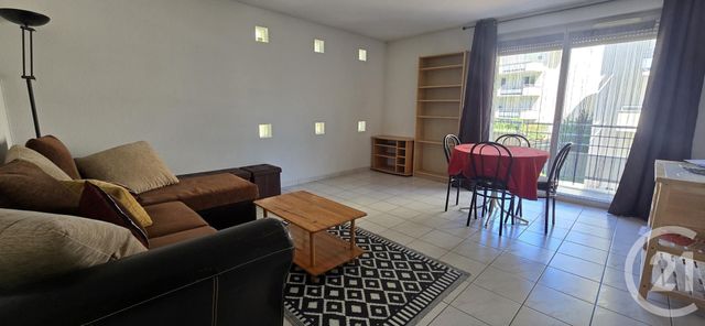 Appartement F3 à louer - 3 pièces - 67.0 m2 - RODEZ - 12 - MIDI-PYRENEES - Century 21 Foch Immobilier