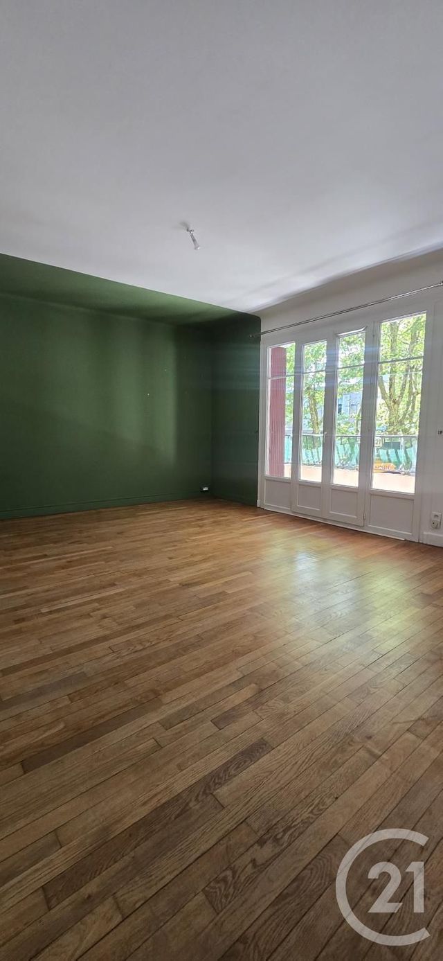 Appartement T3 à louer - 3 pièces - 71.08 m2 - RODEZ - 12 - MIDI-PYRENEES - Century 21 Foch Immobilier
