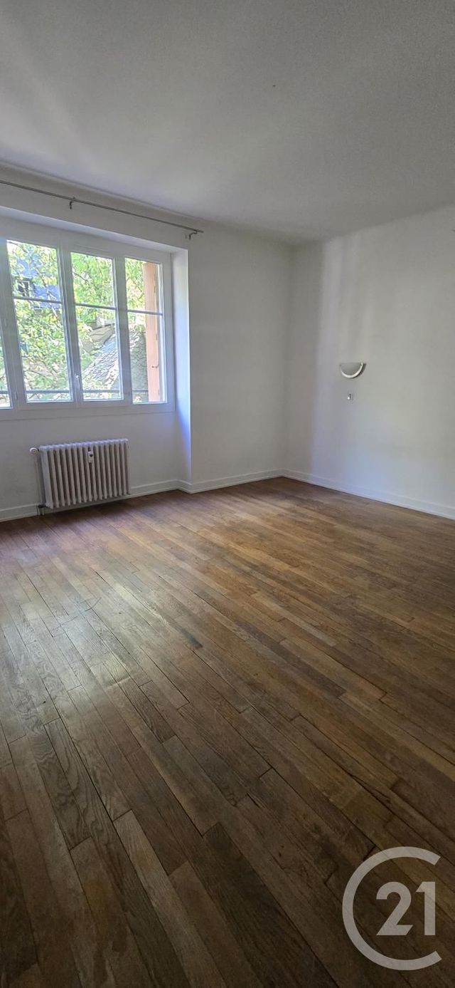 Appartement T3 à louer - 3 pièces - 71.08 m2 - RODEZ - 12 - MIDI-PYRENEES - Century 21 Foch Immobilier