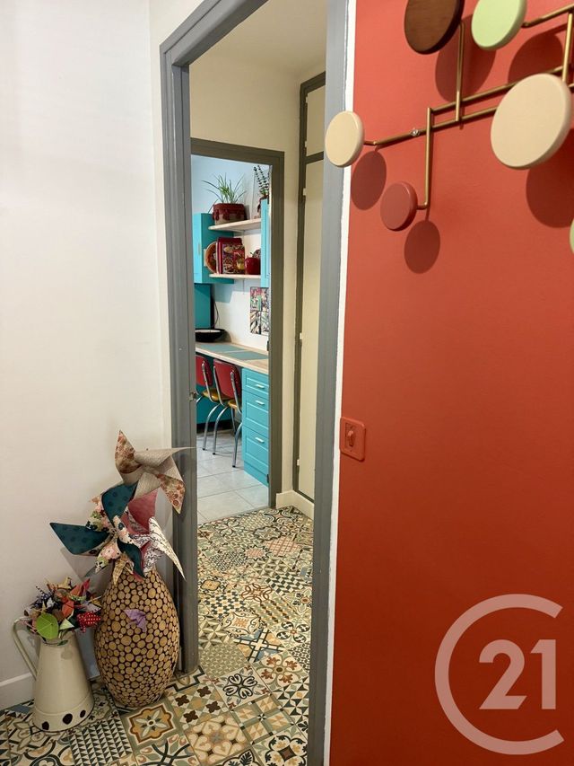 Appartement T3 à louer - 3 pièces - 71.08 m2 - RODEZ - 12 - MIDI-PYRENEES - Century 21 Foch Immobilier