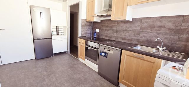 Appartement F3 à louer - 3 pièces - 75.13 m2 - RODEZ - 12 - MIDI-PYRENEES - Century 21 Foch Immobilier