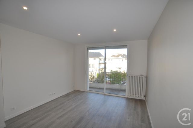 Appartement F3 à louer - 3 pièces - 67.39 m2 - RODEZ - 12 - MIDI-PYRENEES - Century 21 Foch Immobilier