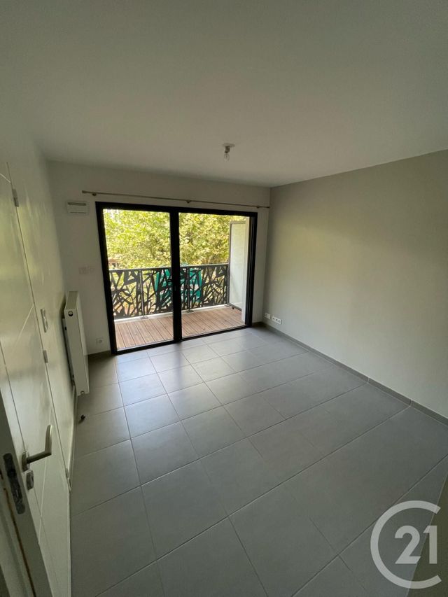 Appartement F1 bis à louer - 2 pièces - 36.64 m2 - RODEZ - 12 - MIDI-PYRENEES - Century 21 Foch Immobilier