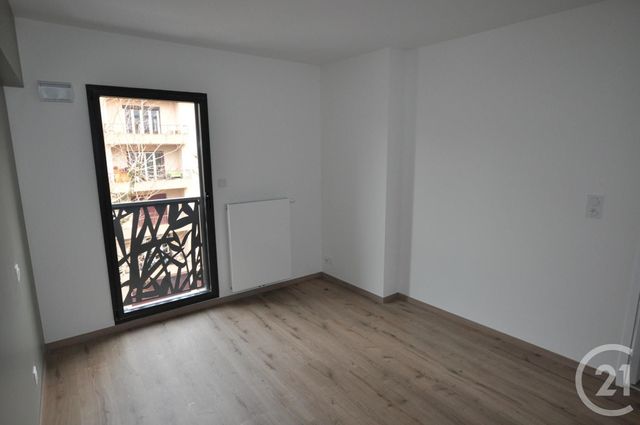 Appartement F1 bis à louer - 2 pièces - 36.64 m2 - RODEZ - 12 - MIDI-PYRENEES - Century 21 Foch Immobilier
