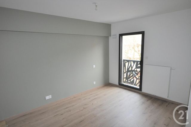 Appartement F1 bis à louer - 2 pièces - 36.64 m2 - RODEZ - 12 - MIDI-PYRENEES - Century 21 Foch Immobilier