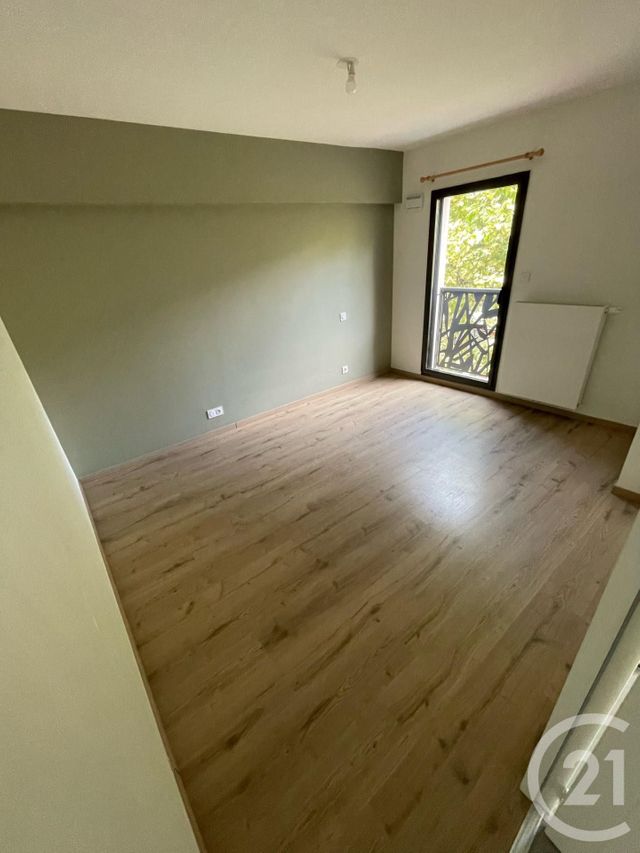 Appartement F1 bis à louer - 2 pièces - 36.64 m2 - RODEZ - 12 - MIDI-PYRENEES - Century 21 Foch Immobilier