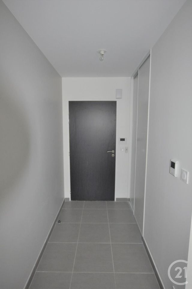 Appartement F1 bis à louer - 2 pièces - 36.64 m2 - RODEZ - 12 - MIDI-PYRENEES - Century 21 Foch Immobilier
