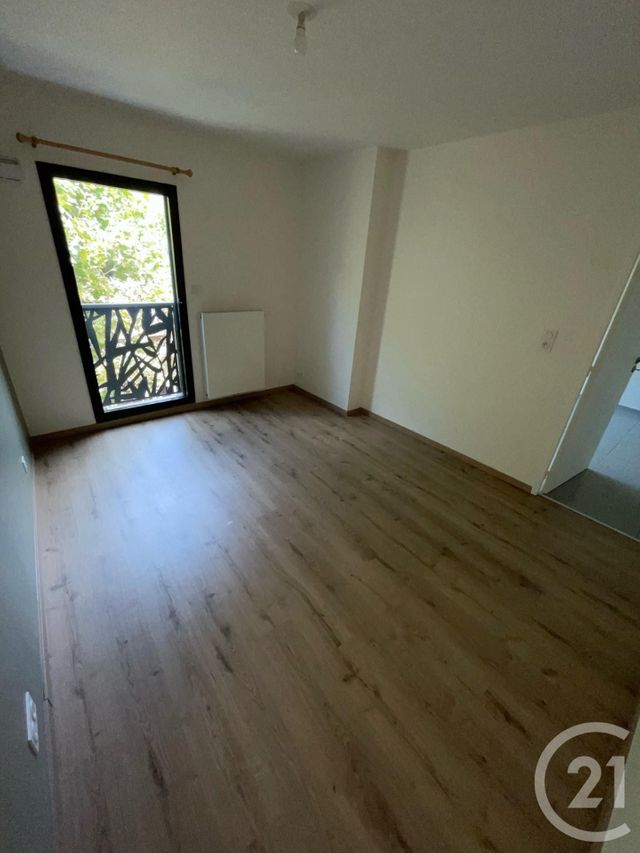 Appartement F1 bis à louer - 2 pièces - 36.64 m2 - RODEZ - 12 - MIDI-PYRENEES - Century 21 Foch Immobilier
