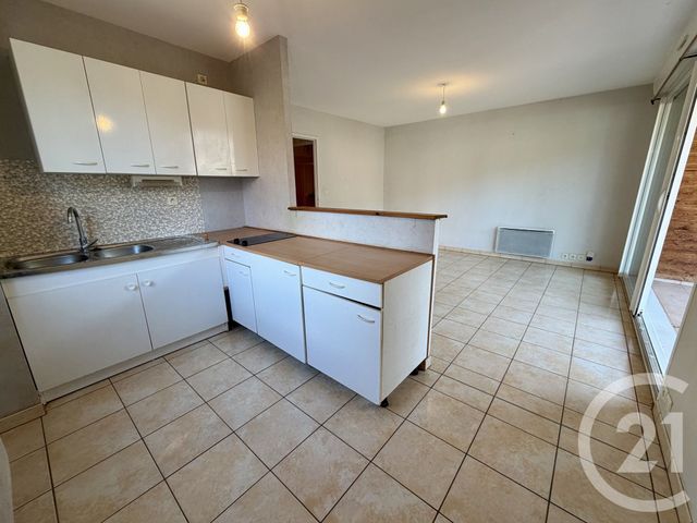 Appartement T2 à vendre - 2 pièces - 40.83 m2 - MARCILLAC VALLON - 12 - MIDI-PYRENEES - Century 21 Foch Immobilier