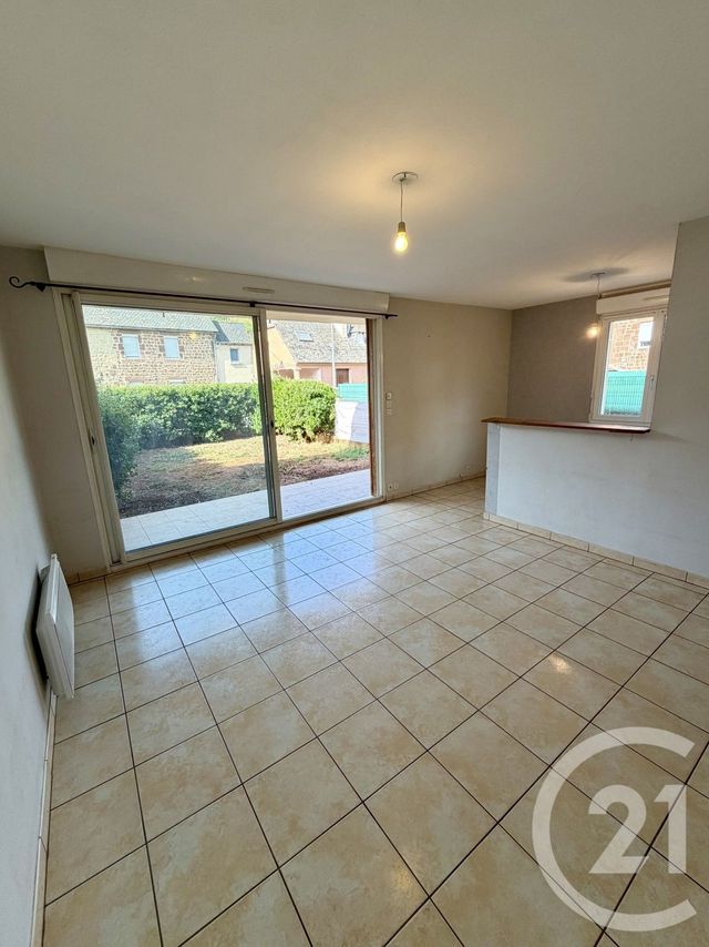 Appartement T2 à vendre - 2 pièces - 40.83 m2 - MARCILLAC VALLON - 12 - MIDI-PYRENEES - Century 21 Foch Immobilier