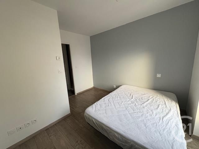 Appartement F1 bis à louer - 2 pièces - 33.25 m2 - RODEZ - 12 - MIDI-PYRENEES - Century 21 Foch Immobilier