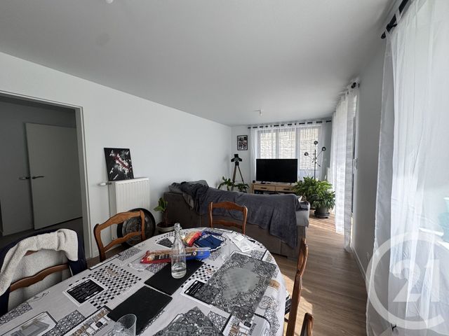 Appartement T4 à louer - 4 pièces - 97.69 m2 - RODEZ - 12 - MIDI-PYRENEES - Century 21 Foch Immobilier