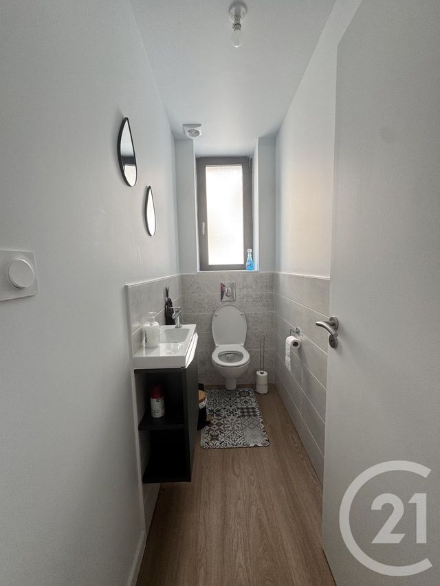Appartement T4 à louer - 4 pièces - 97.69 m2 - RODEZ - 12 - MIDI-PYRENEES - Century 21 Foch Immobilier