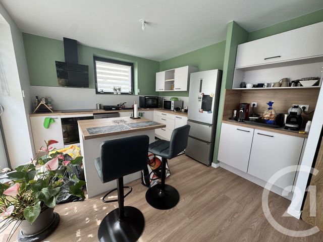 Appartement T4 à louer - 4 pièces - 97.69 m2 - RODEZ - 12 - MIDI-PYRENEES - Century 21 Foch Immobilier