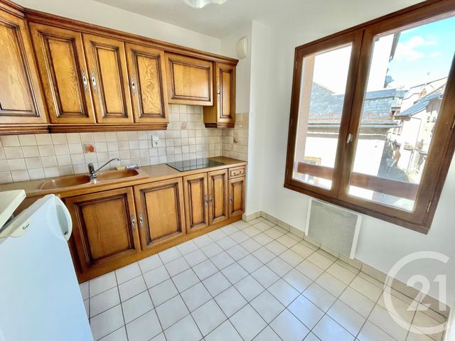Appartement T2 à louer - 2 pièces - 47.12 m2 - RODEZ - 12 - MIDI-PYRENEES - Century 21 Foch Immobilier