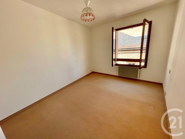 Appartement T2 à louer - 2 pièces - 47.12 m2 - RODEZ - 12 - MIDI-PYRENEES - Century 21 Foch Immobilier