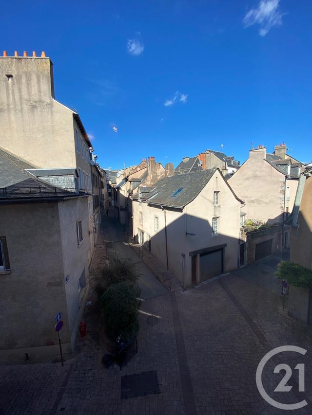 Appartement T2 à louer - 2 pièces - 47.12 m2 - RODEZ - 12 - MIDI-PYRENEES - Century 21 Foch Immobilier