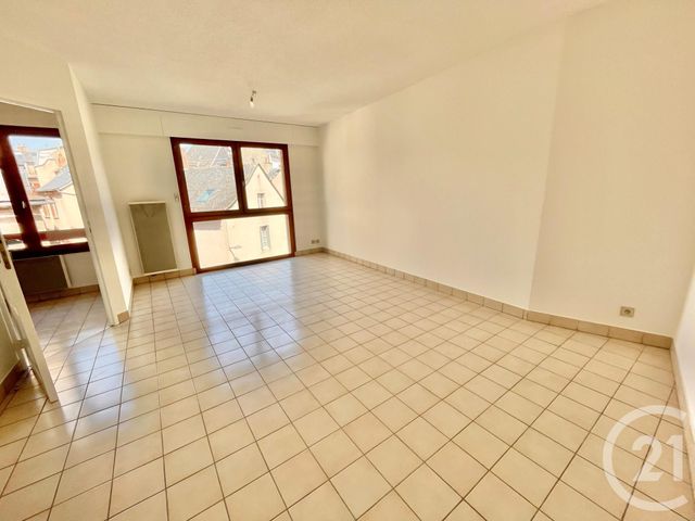 Appartement T2 à louer - 2 pièces - 47.12 m2 - RODEZ - 12 - MIDI-PYRENEES - Century 21 Foch Immobilier